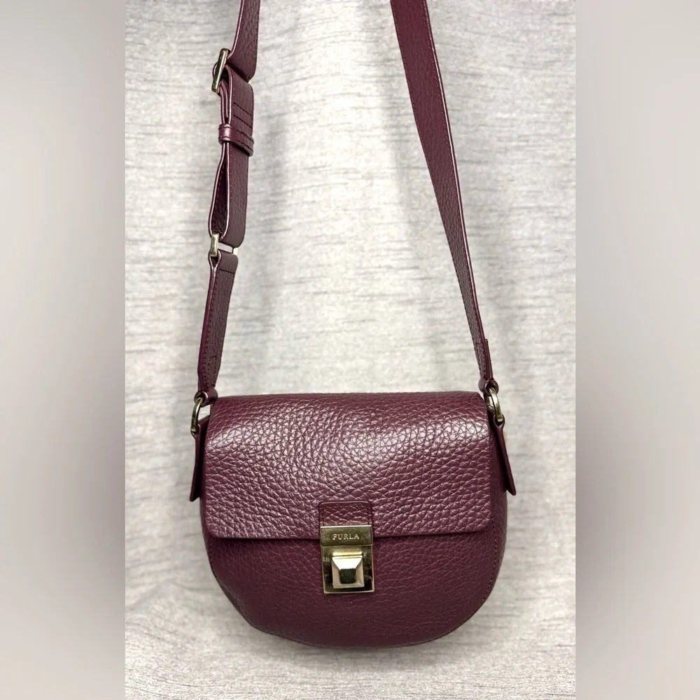 Furla Purple Leather Saddle Crossbody Bag - 7.5" x 6.5 - “Bordeaux” Mini Glenn - Picture 4 of 13